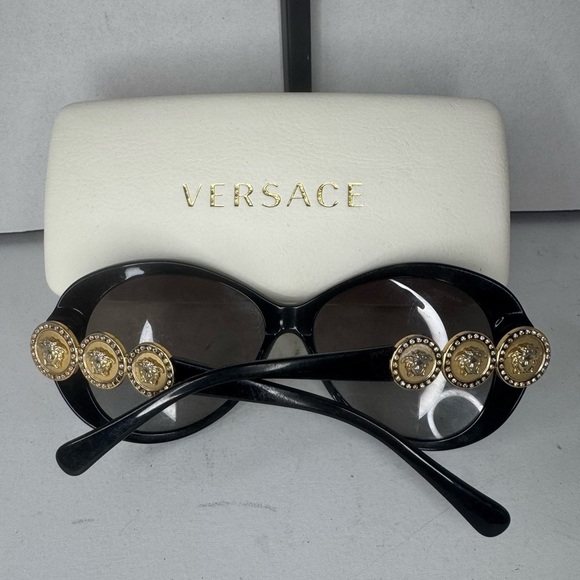 Versace Medusa Sunglasses Black Frame Gold Medusa With Small Clear Crystals. - Picture 1 of 13